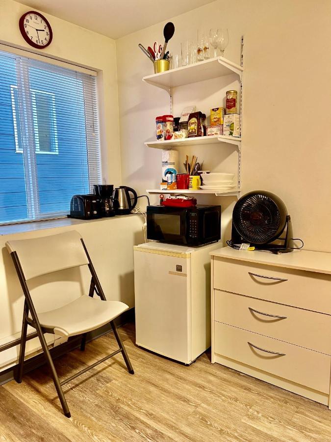 Micro Studio Apartment 10 Minutes Walk To University Of Washington سياتل المظهر الخارجي الصورة