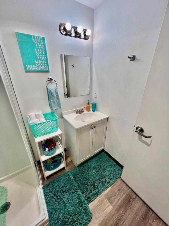 Micro Studio Apartment 10 Minutes Walk To University Of Washington سياتل المظهر الخارجي الصورة