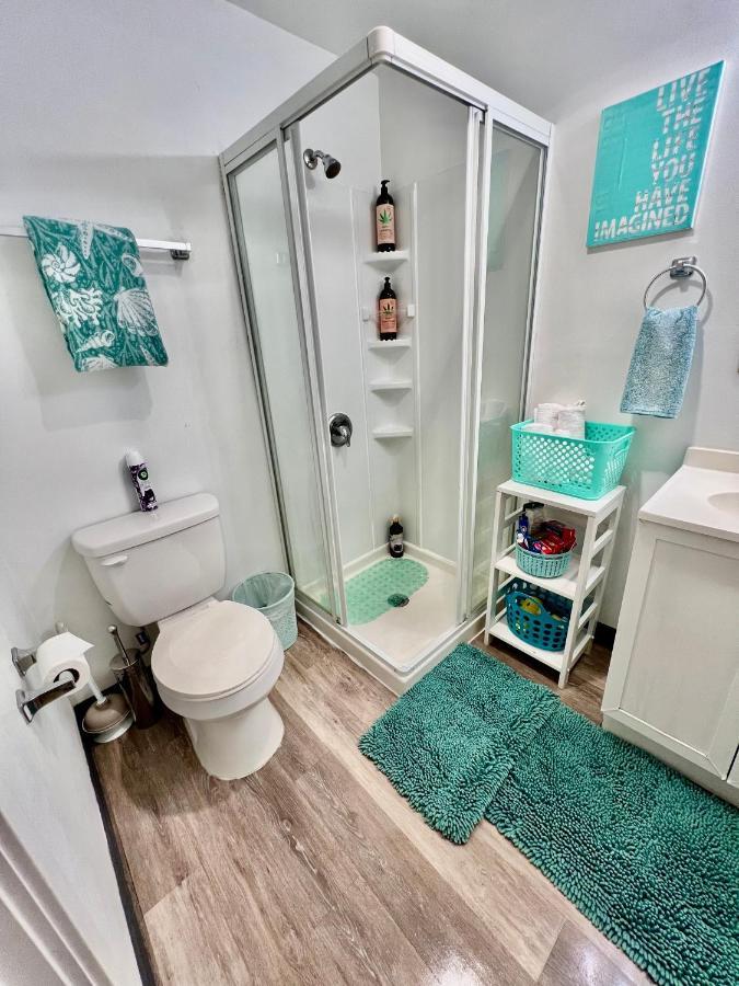 Micro Studio Apartment 10 Minutes Walk To University Of Washington سياتل المظهر الخارجي الصورة