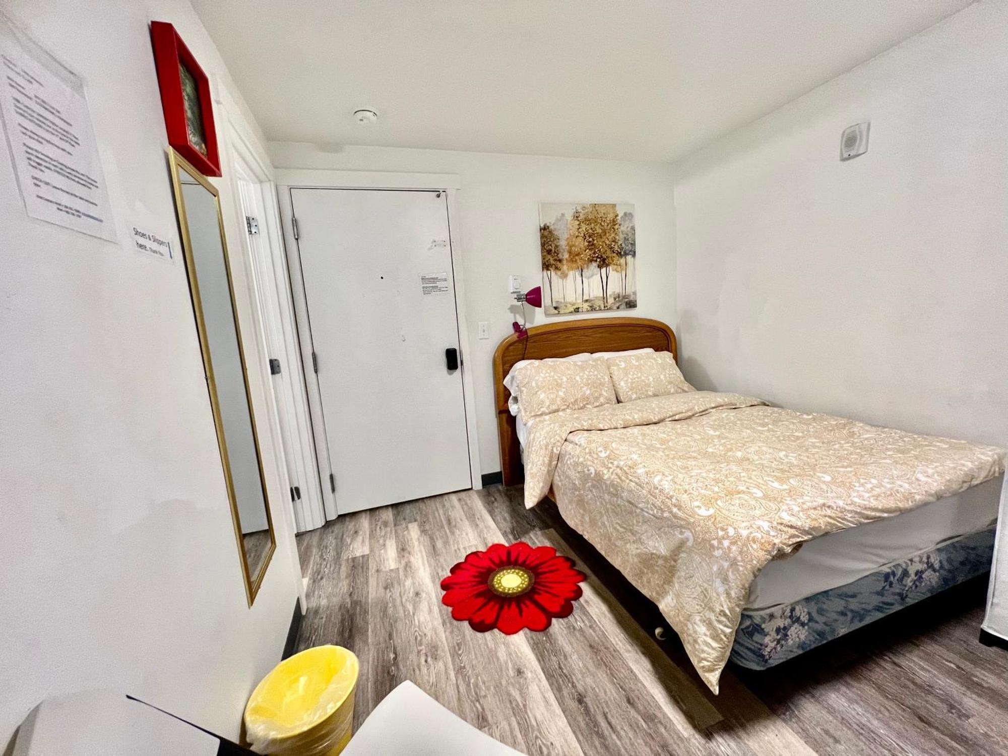 Micro Studio Apartment 10 Minutes Walk To University Of Washington سياتل المظهر الخارجي الصورة